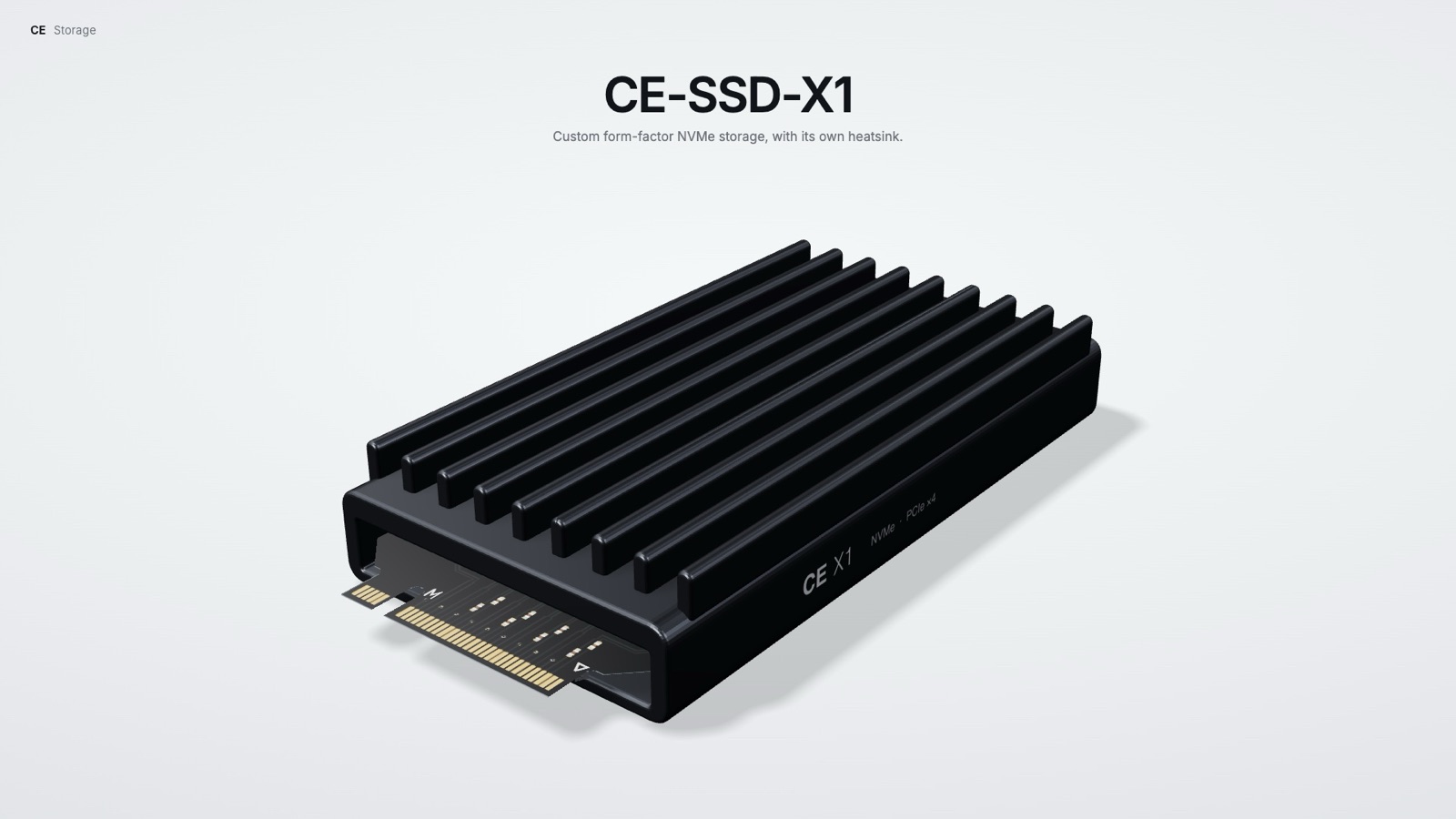定制 SSD 与散热片（渲染图）
